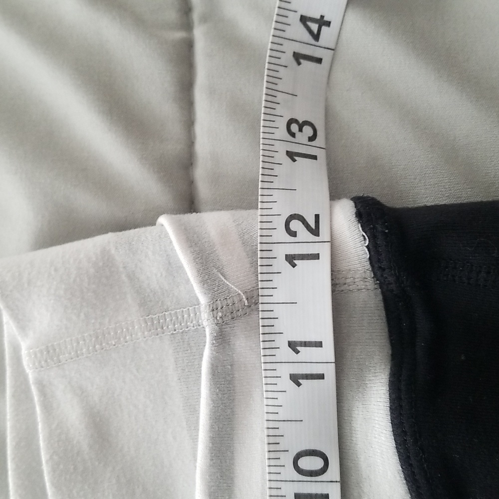 Lululemon Crisscross Waist Flare Cropped Leggings - Picture 11 of 14